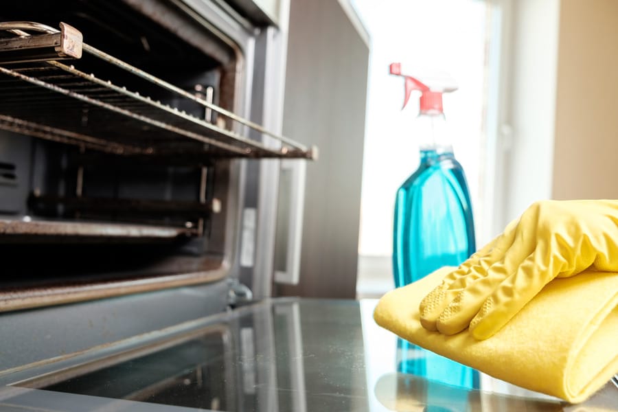 Efficient-Cleaning-Is-a-Dirty-Oven-Affecting-Your-Cooking-Success Is a Dirty Oven Affecting Your Cooking Success?