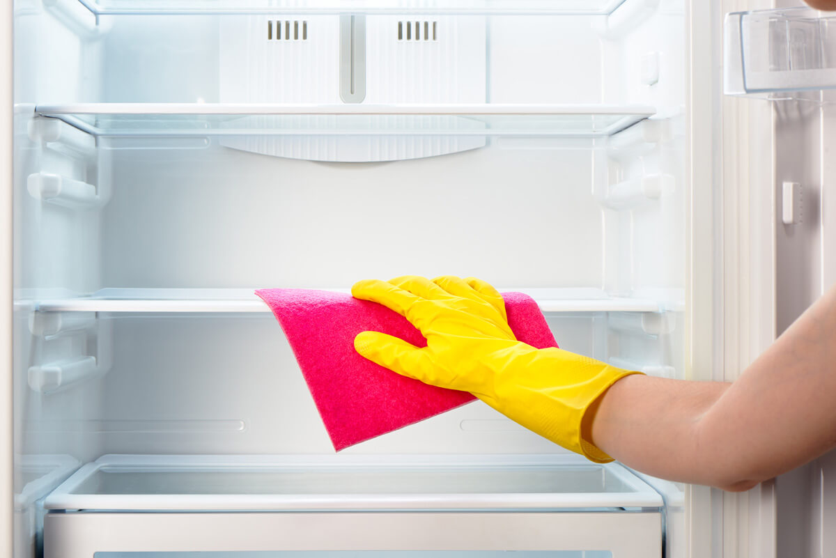 Efficient-Cleaning-The-Most-Hated-Cleaning-Jobs-Around-the-Home-Easy-Solutions The Most Hated Cleaning Jobs Around the Home & Easy Solutions